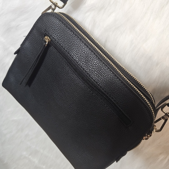 Mathew + Julian Classic Crossbody Purse - Picture 3 of 8